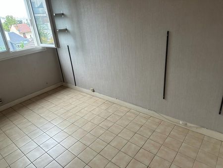 logement apres debarras Saint Cyr l'École